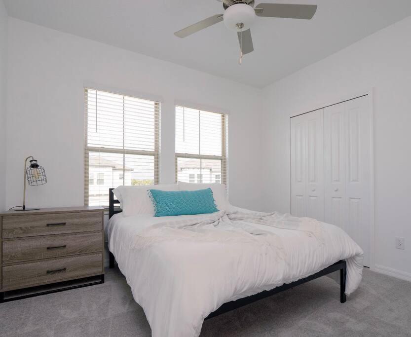 Modern Oasis! 3Br Townhouse In A Lagoon Community Wesley Chapel Εξωτερικό φωτογραφία